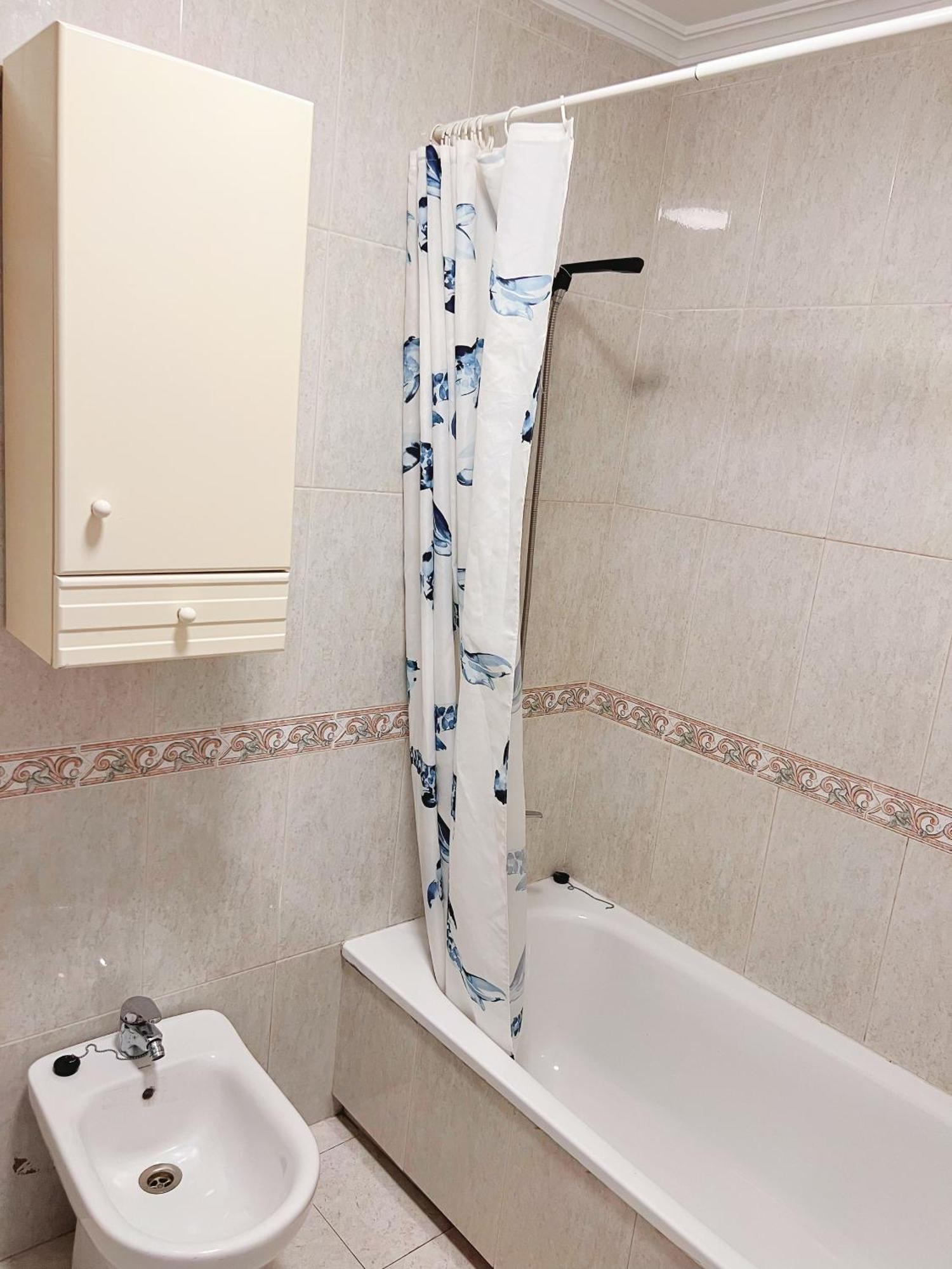 Habitacion Compartido Huelva Centro Eksteriør bilde